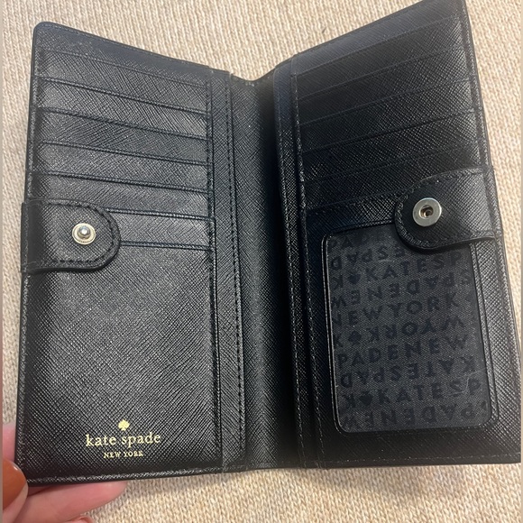 Large Kate Spade wallet Black/ Blush combo. Like New - Picture 3 of 3